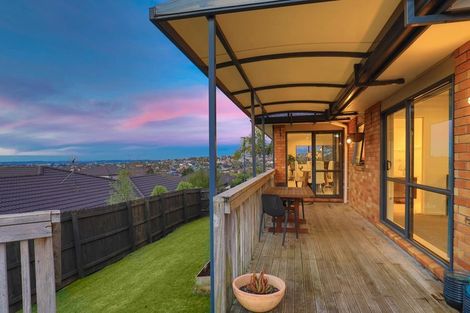 Photo of property in 36 Sapperton Drive, Henderson, Auckland, 0612