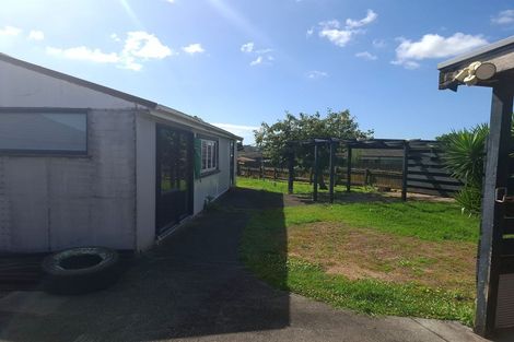 Photo of property in 3 Owens Road, Waiuku, 2123