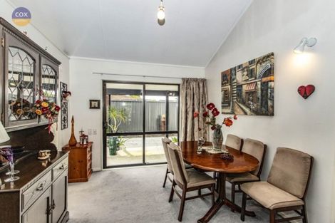 Photo of property in 84a Avondale Road, Taradale, Napier, 4112