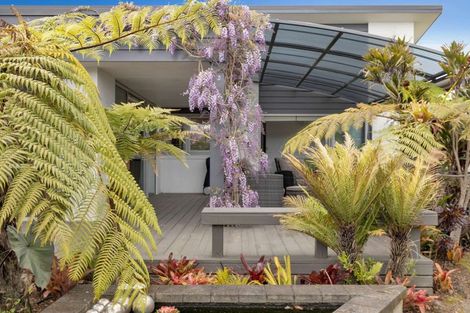 Photo of property in 20 Roseberry Place, Whitianga, 3510