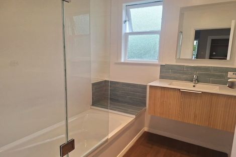 Photo of property in 5 Birch Grove, Pinehaven, Upper Hutt, 5019