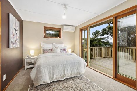 Photo of property in 33 Bedford Street, Northland, Wellington, 6012