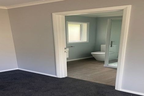 Photo of property in 3a Viscount Place, West End, Palmerston North, 4412