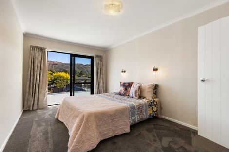 Photo of property in 70 Newcastle Street, Clyde, 9330