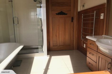 Photo of property in 126 Brecon Road, Stratford, 4332