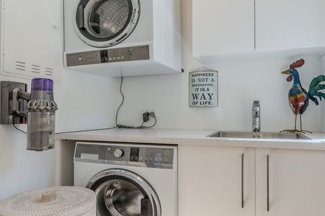 Photo of property in Naylor Street, Clyde, 9330