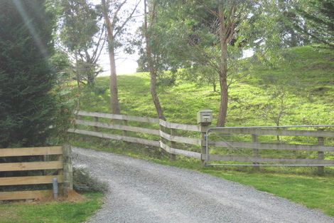 Photo of property in 64 Killalea Place, Paraparaumu, 5032