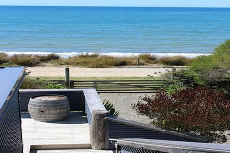 Photo of property in 72 Parapara Beach Road, Parapara, Collingwood, 7182