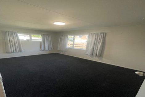 Photo of property in 6 Camellia Avenue, Bell Block, New Plymouth, 4312