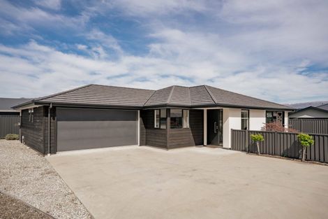 Photo of property in 11 Hosking Drive, Cromwell, 9310