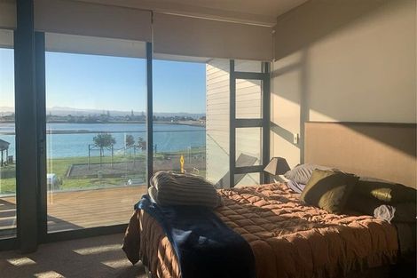 Photo of property in 308/7 Humber Street, Pandora, Napier, 4110