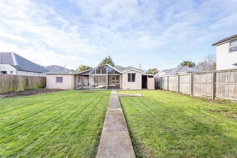Photo of property in 229 Cranford Street, St Albans, Christchurch, 8014