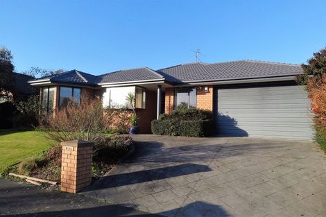 Photo of property in 5 John Morel Place, Parklands, Christchurch, 8083