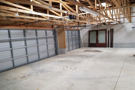 Photo of property in 373 Broadway, Stratford, 4332