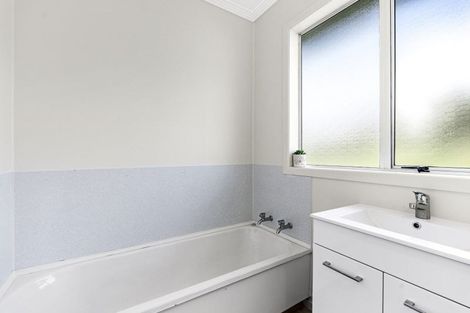Photo of property in 100 Hurford Road, Hurford, New Plymouth, 4374