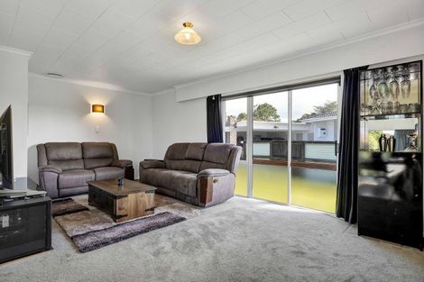 Photo of property in 3a Regan Street, Stratford, 4332