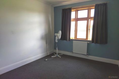 Photo of property in 19 Mount John Road, Waimate, 7977