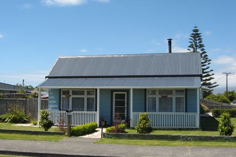 Photo of property in 71 Romilly Street, Westport, 7825