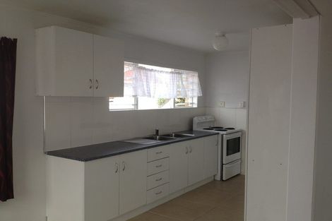 Photo of property in 26 Rimu Street, New Lynn, Auckland, 0600