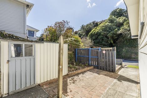 Photo of property in 2a Wilfred Street, Tawa, Wellington, 5028