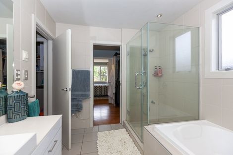 Photo of property in 83 Glen Road, Raumati South, Paraparaumu, 5032