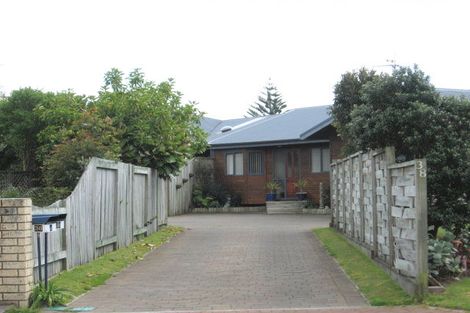 Photo of property in 38 Maesbury Close, Papamoa Beach, Papamoa, 3118