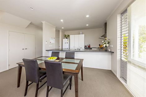 Photo of property in 30 Willow Camp Road, Takanini, 2112