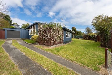 Photo of property in 13 Hicks Crescent, Waikanae Beach, Waikanae, 5036