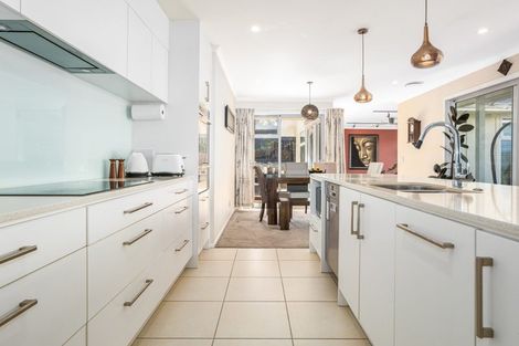 Photo of property in 1 Lindis Lane, Kelson, Lower Hutt, 5010