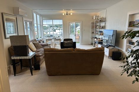 Photo of property in 10b Oriental Terrace, Mount Victoria, Wellington, 6011
