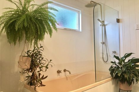 Photo of property in 16 Chrystal Street, Foxton Beach, Foxton, 4815