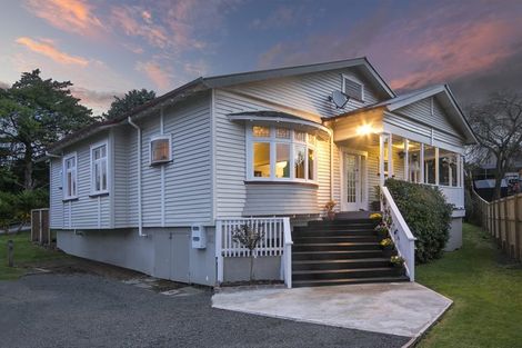 Photo of property in 12 Elliot Street, Riverhead, 0820