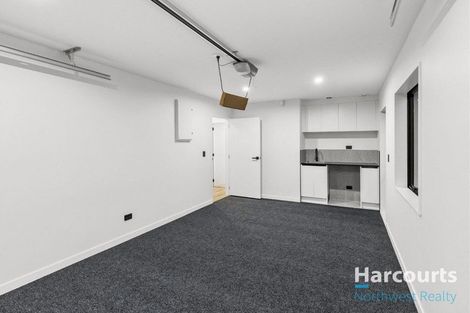 Photo of property in 56a Donovan Avenue, Massey, Auckland, 0614