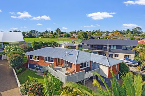 Photo of property in 39 Links Avenue, Mount Maunganui, 3116
