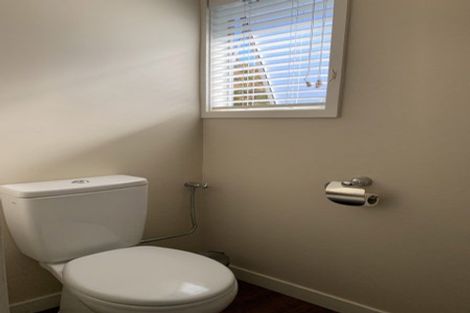Photo of property in 46 Bryndwr Road, Fendalton, Christchurch, 8052