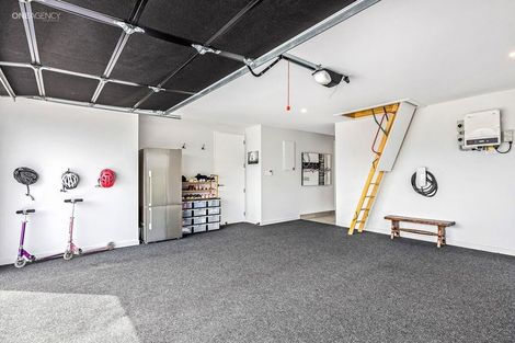 Photo of property in 12 Oakville Close, Rangiora, 7400