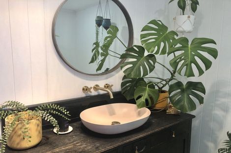 Photo of property in 16 Chrystal Street, Foxton Beach, Foxton, 4815