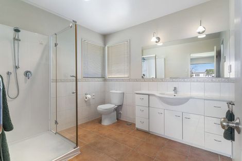 Photo of property in 301 Beach Road, Whangamata, 3620