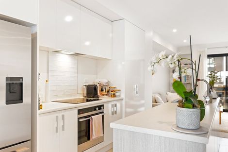 Photo of property in 59 Rangihina Road, Hobsonville, Auckland, 0616