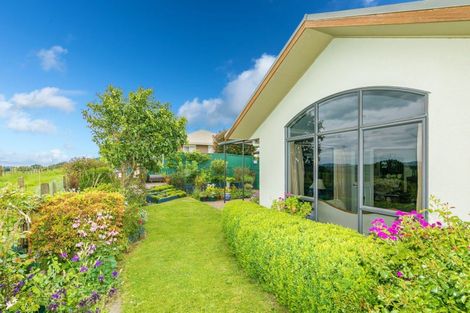 Photo of property in 24 Highgrove Drive, Grandview Heights, Hamilton, 3200