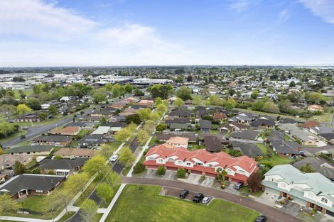 Photo of property in 8 Lime Crescent, Papakura, 2110
