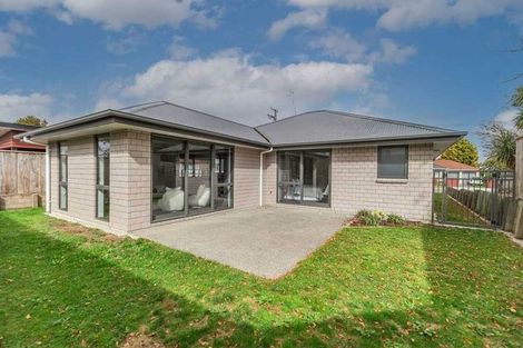 Photo of property in 50 Kings Drive, Levin, 5510