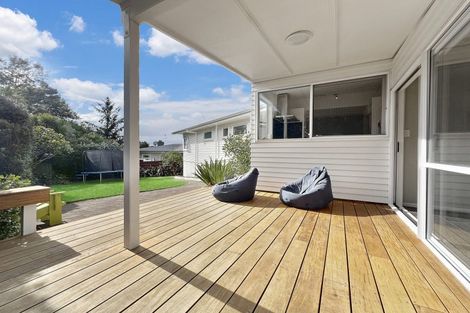 Photo of property in 32 Mason Street, New Lynn, Auckland, 0600