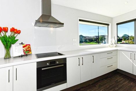 Photo of property in 10 Burford Way, Rolleston, 7615