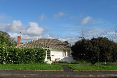 Photo of property in 18 Toru Street, Te Atatu Peninsula, Auckland, 0610