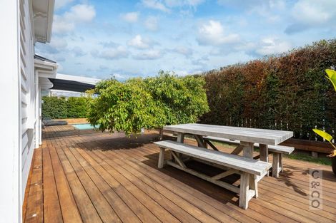 Photo of property in 25 George Street, Riverhead, 0820