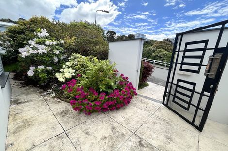 Photo of property in 18 Rama Crescent, Khandallah, Wellington, 6035