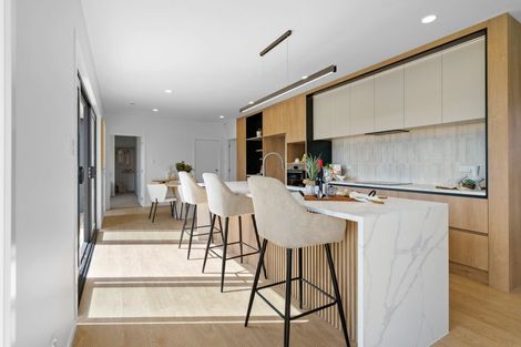 Photo of property in 9a Bourke Drive, Cambridge, 3434