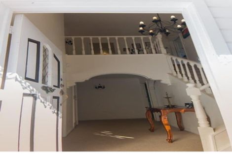 Photo of property in 1 Churton Drive, Churton Park, Wellington, 6037