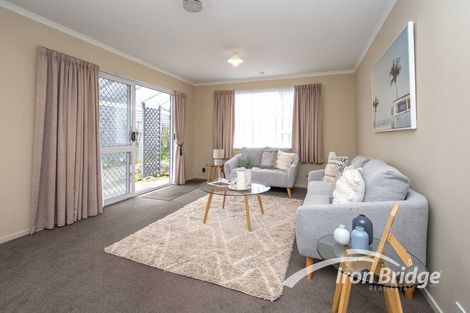 Photo of property in 2/44 Hills Road, Edgeware, Christchurch, 8013